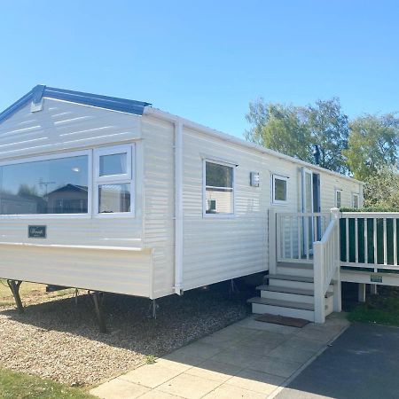 Tattershall Lakes - Hot Tub Breaks Exterior photo